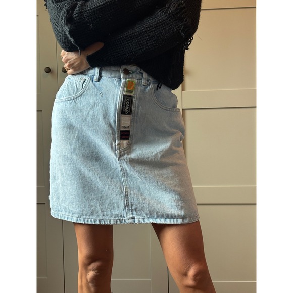 BONGO Dresses & Skirts - Vintage Bongo Denim Mini Skirt Light Wash High Waisted Logo Tape USA Made
